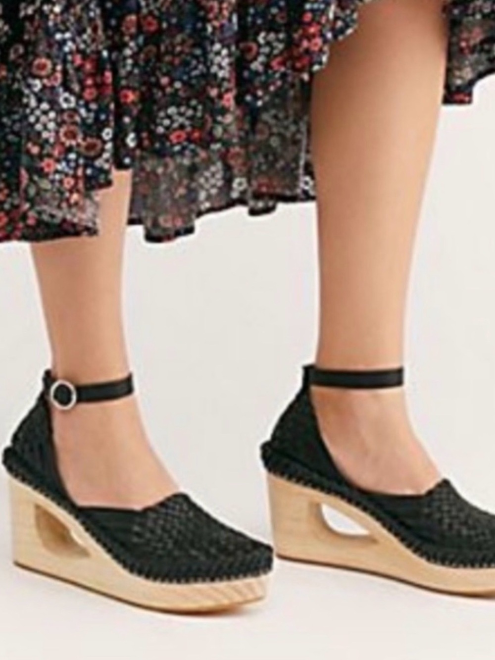 Free People NWOB Black Teagan Huarache Woven Leather Wooden Clogs